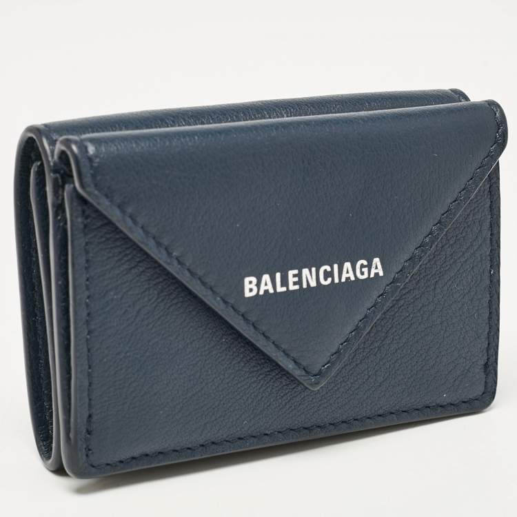 مملوكة مسبقًا Balenciaga Blue Leather Mini Papier Wallet