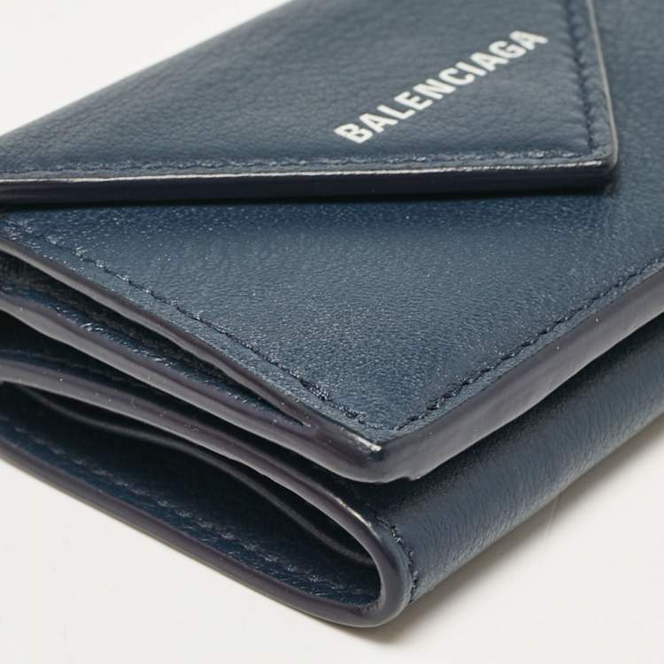 مملوكة مسبقًا Balenciaga Blue Leather Mini Papier Wallet