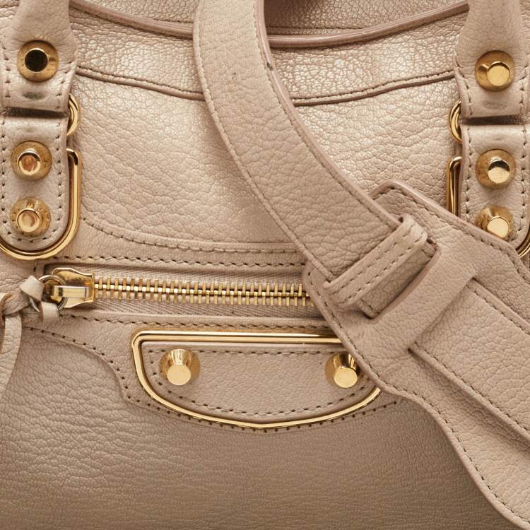 Pre Owned Balenciaga Beige Leather Small Metallic Edge Classic City Tote