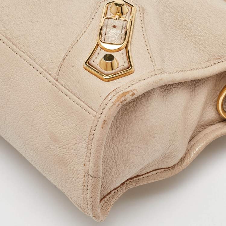 Pre Owned Balenciaga Beige Leather Small Metallic Edge Classic City Tote