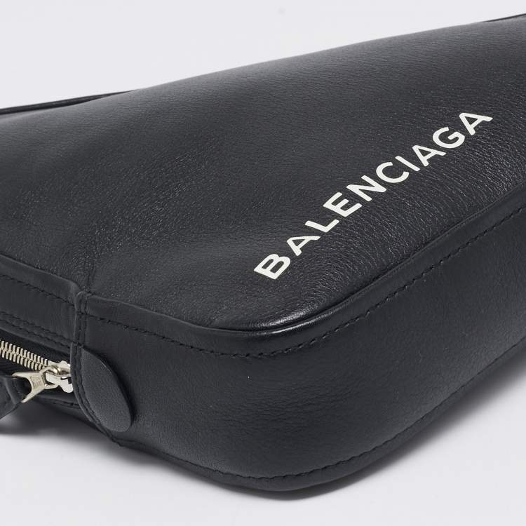 Pre Owned Balenciaga Black Leather Triangle Pouch