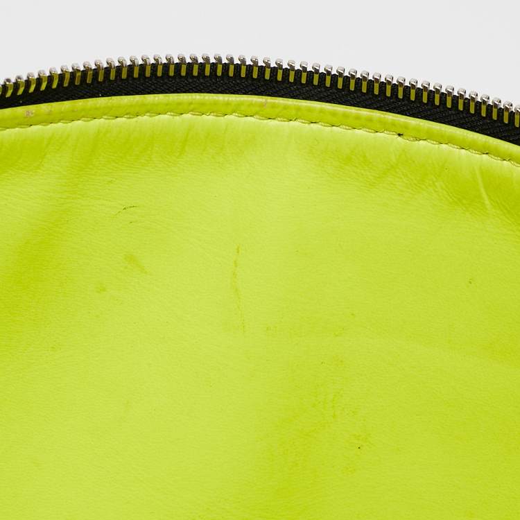 Pre Owned Balenciaga Black Leather Zip Pouch