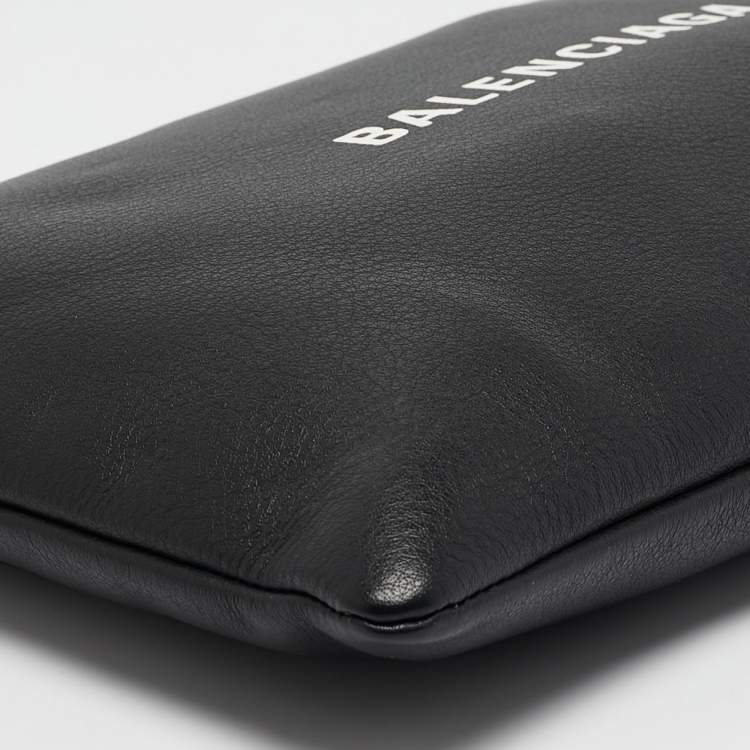 Pre Owned Balenciaga Black Leather Zip Pouch