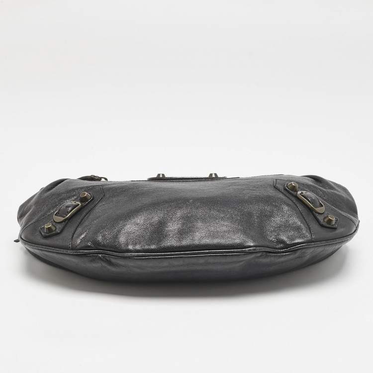 Pre Owned Balenciaga Black Leather Classic Hardware Oval Clutch