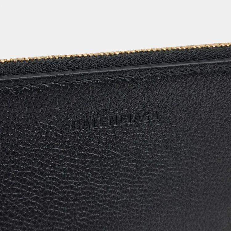 Pre Owned Balenciaga Black Leather clutch