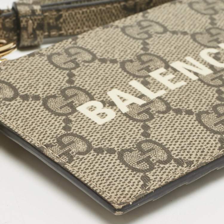 Pre Owned Balenciaga x Gucci Beige GG Supreme Canvas The Hacker Project Card Case with Strap