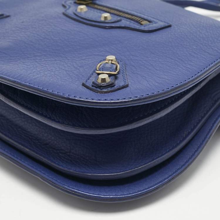 Pre Owned Balenciaga Dark Blue Leather Classic Crossbody Bag