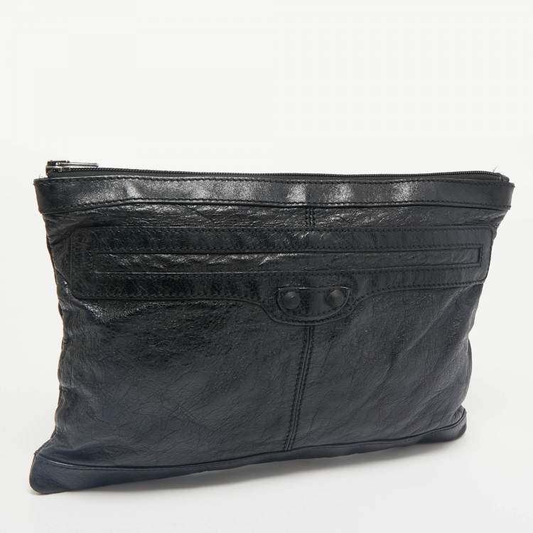 Pre Owned Balenciaga Black Leather Arena Classic Clip M Clutch