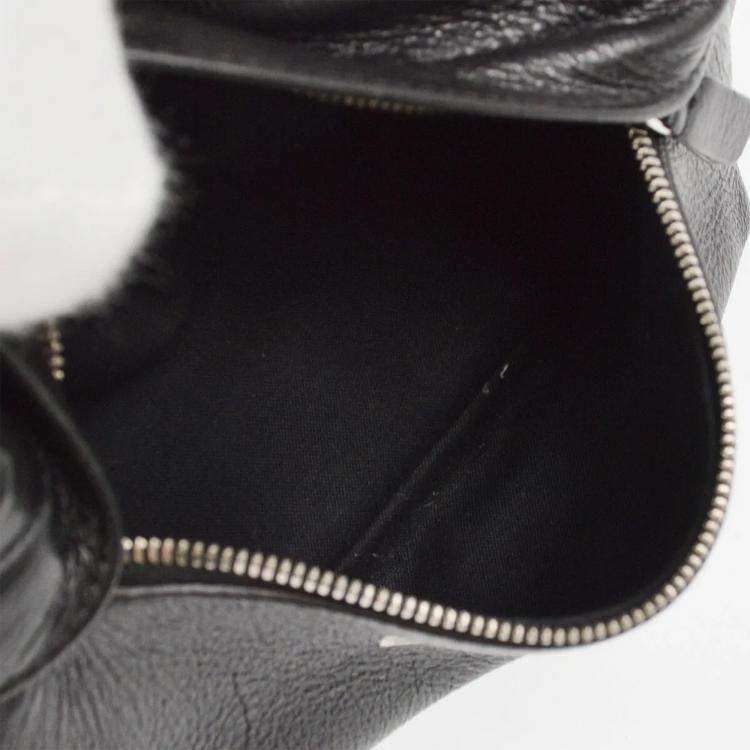 Pre Owned Balenciaga Black Leather Everyday Body Bum Bag