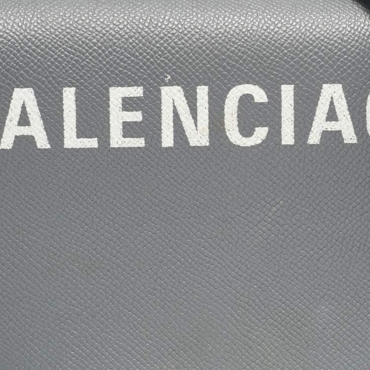 Pre Owned Balenciaga Grey Leather XS Ville Day Crossbody Bag