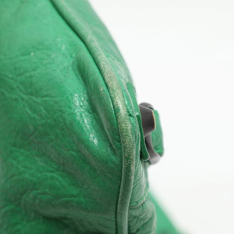 Pre Owned Balenciaga Green Leather Flat Clutch