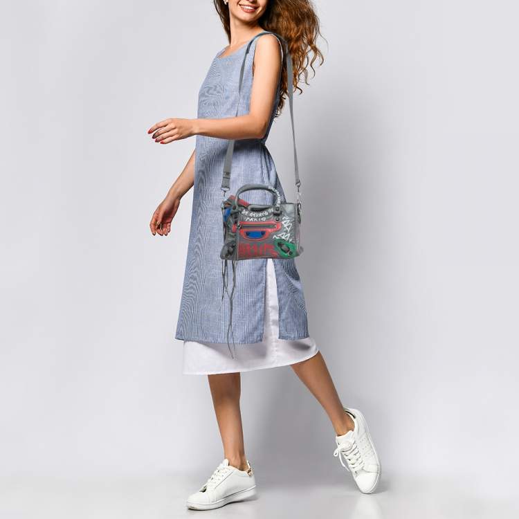Pre Owned Balenciaga Gris Pyrite Graffiti Leather Mini RH Classic City Bag