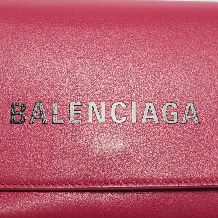 Pre Owned Balenciaga Pink Leather Logo Everyday Flap Shoulder Bag