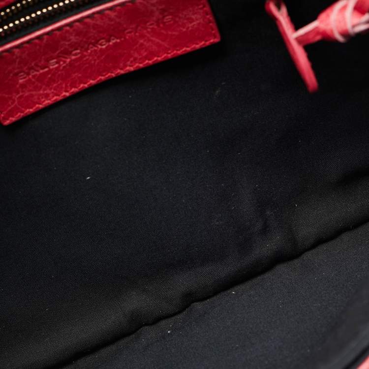 Pre Owned Balenciaga Coral Pink Leather RH Classic Envelope Clutch