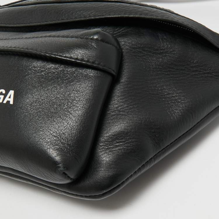 Pre Owned Balenciaga Black Leather Everyday Logo Belt Bag