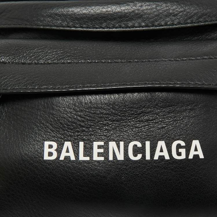 Pre Owned Balenciaga Black Leather Everyday Logo Belt Bag