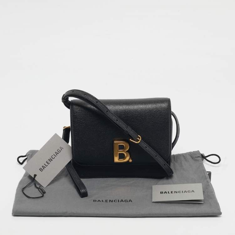 Pre Owned Balenciaga Black Leather B Logo Crossbody Bag