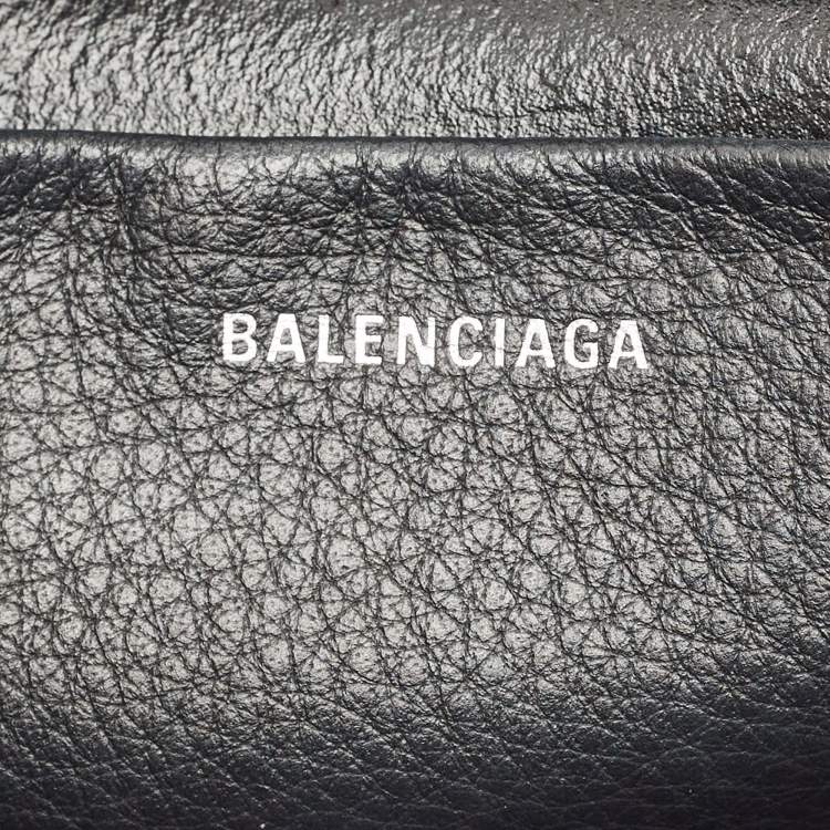 Pre Owned Balenciaga Grey Leather XS Everyday Camera Bag