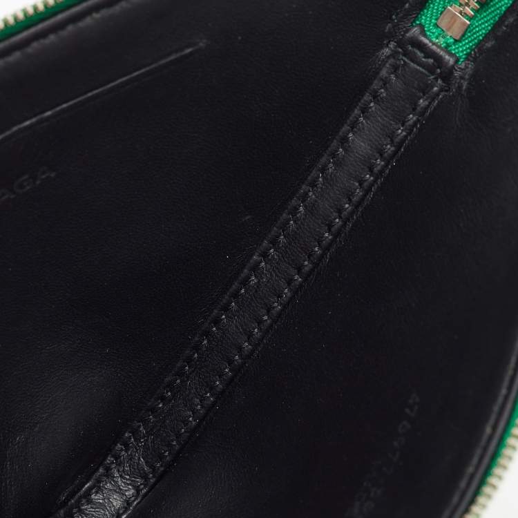 Pre Owned Balenciaga Green Leather Small Triangle Zip Pouch