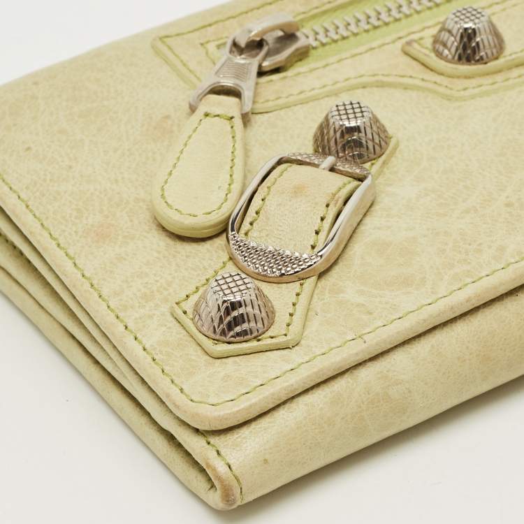 Pre Owned Balenciaga Light Green Leather RH Classic Money Continental Wallet