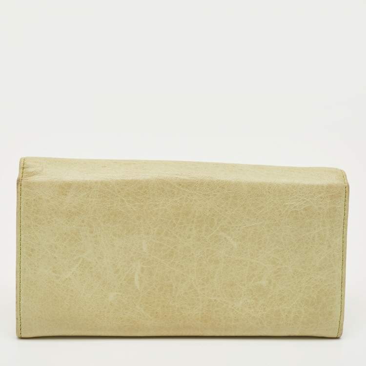 Pre Owned Balenciaga Light Green Leather RH Classic Money Continental Wallet