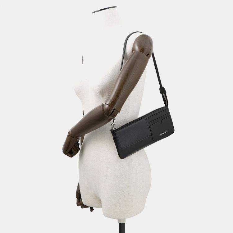 Pre Owned Balenciaga Logo Superbusy Shoulder Bag Black Leather