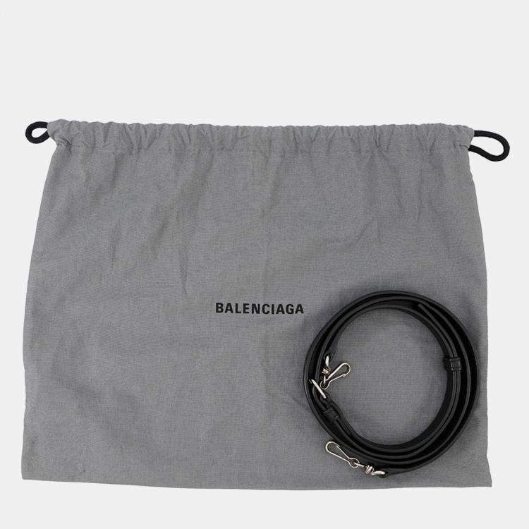 Pre Owned Balenciaga Everyday Cross Body Bag Black Leather