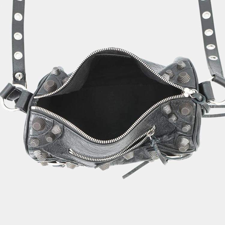 Pre Owned Balenciaga Le Cagoule Cylinder Shoulder Bag Black Leather