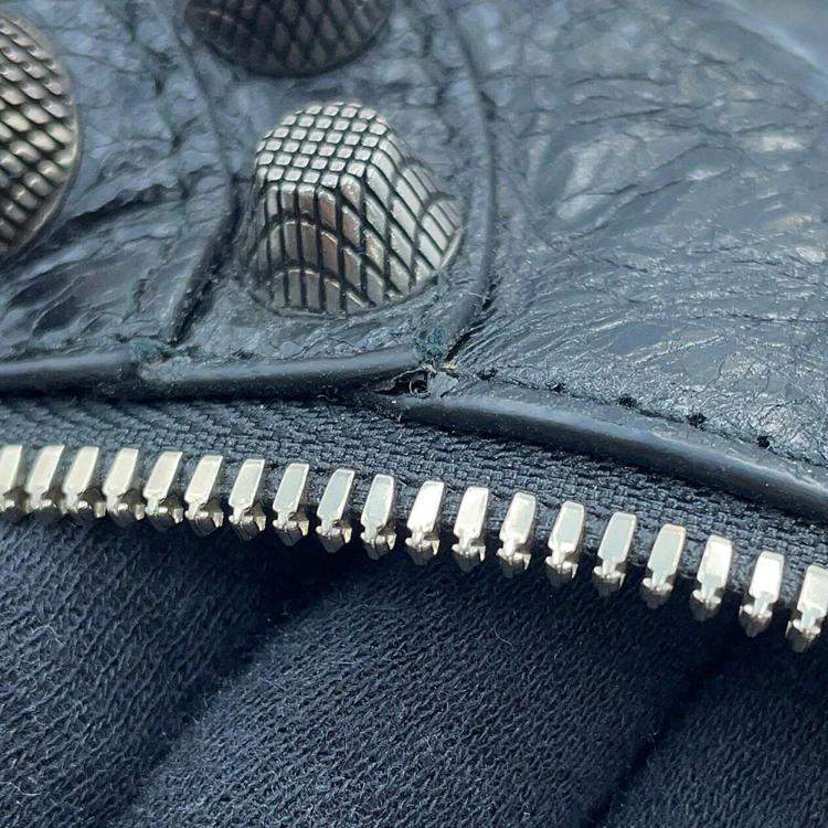 Pre Owned Balenciaga Le Cagoule Cylinder Shoulder Bag Black Leather