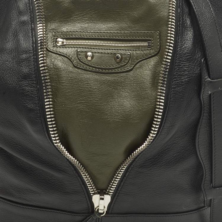 مملوكة مسبقًا Balenciaga Papier Drop Black Leather Bucket Bag