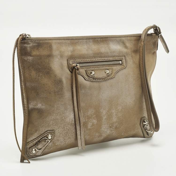 Pre Owned Balenciaga Milky Way Papier Papier Gold Shimmer Leather Wristlet Clutch