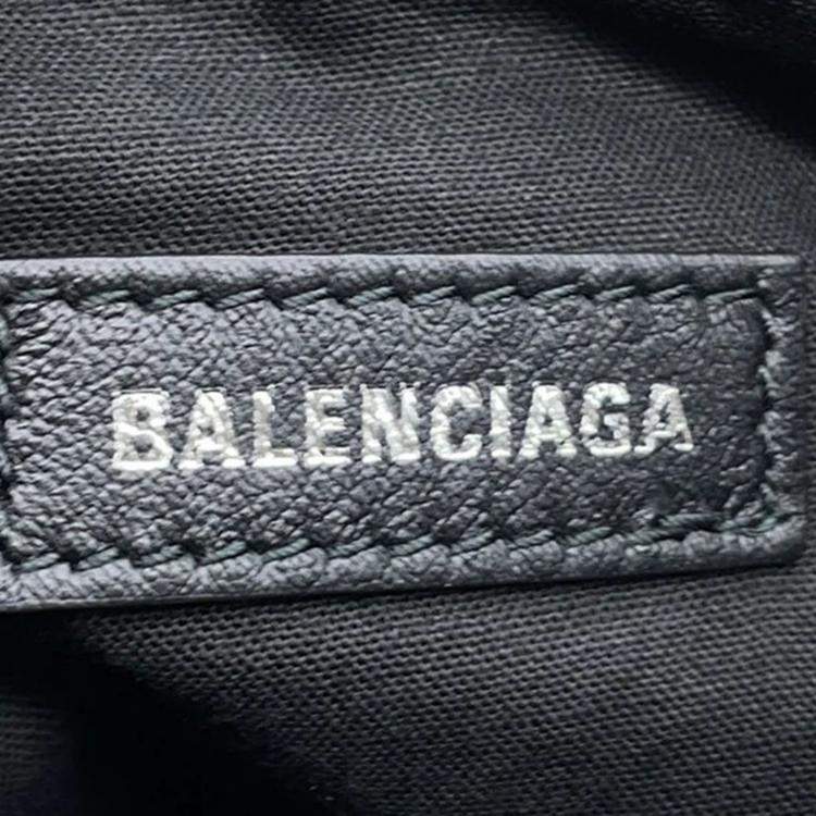 مملوكة مسبقًا Balenciaga Le Cagoule Shoulder Bag Black Denim Size Xs