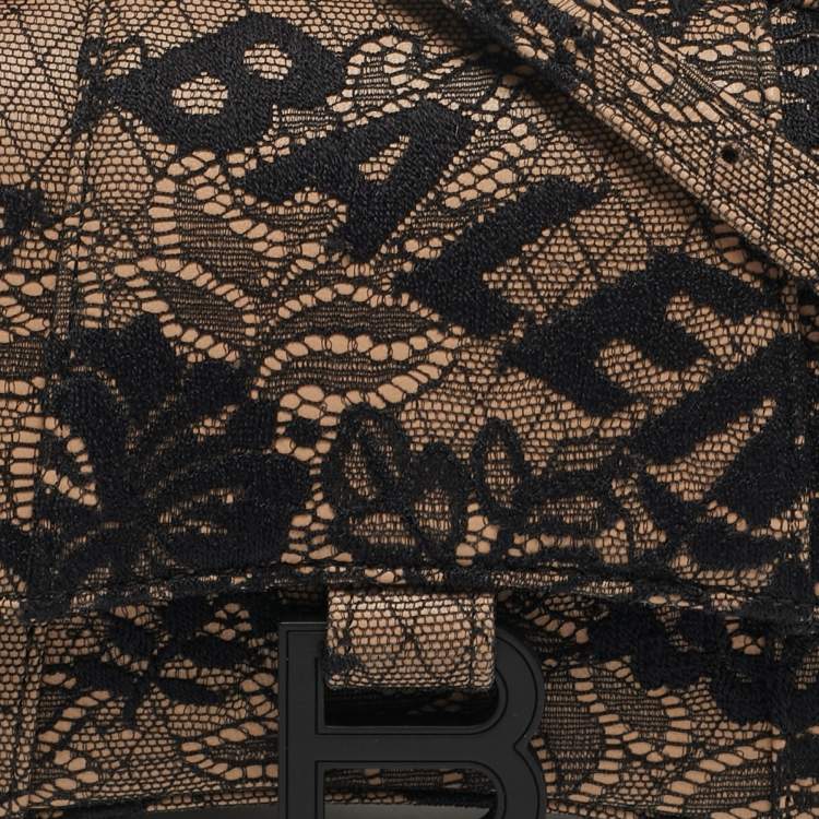 Pre Owned حقيبة بالنسياغا هورغلاس صغيرة جداً يَد علوية جلد ودانتيل أسود/عارٍ