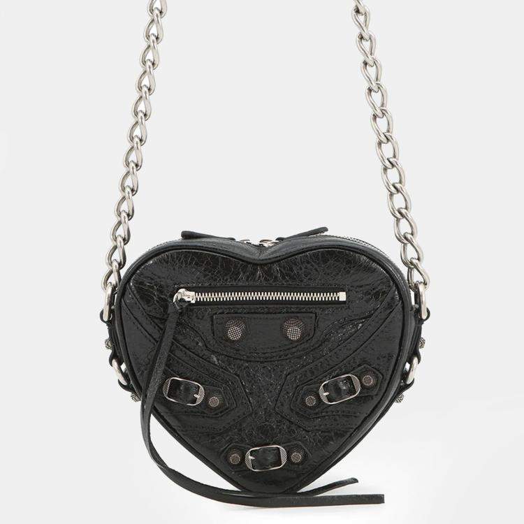 Pre Owned Balenciaga Lucagol Heart Chain shoulder Bag Black Leather