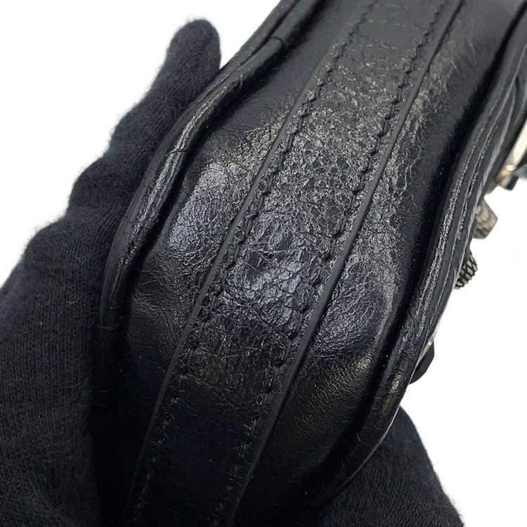 Pre Owned Balenciaga Lucagol Heart Chain shoulder Bag Black Leather