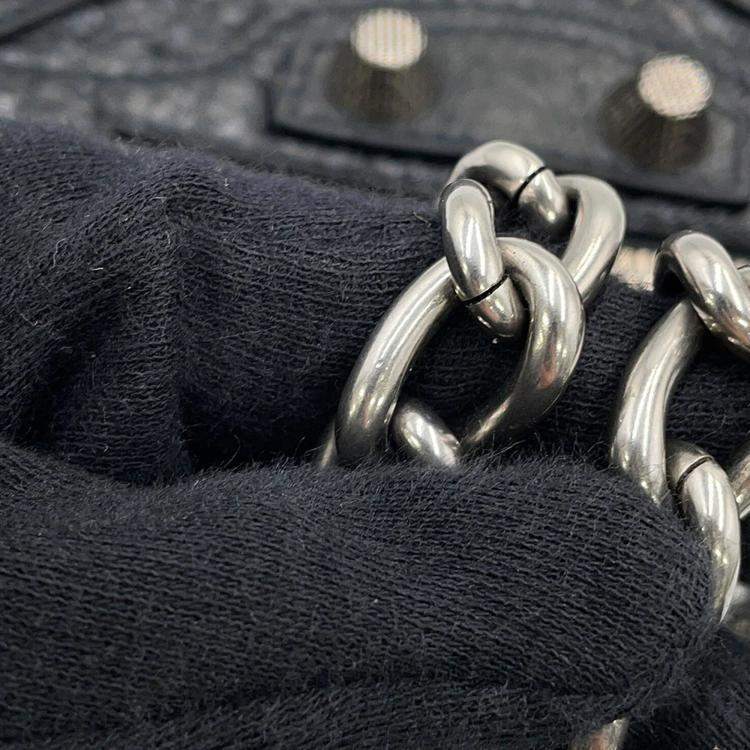 Pre Owned Balenciaga Lucagol Heart Chain shoulder Bag Black Leather