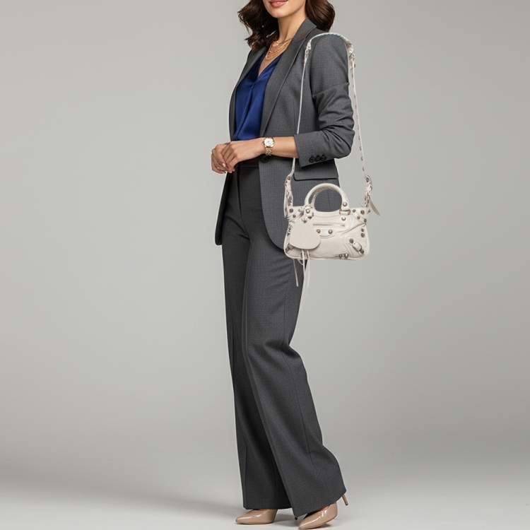 Pre Owned Balenciaga Neo Cagole City XS Off White Crackled Leather Bag