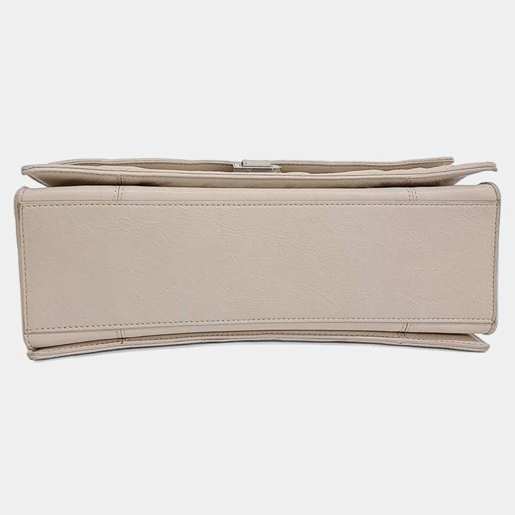 مملوكة مسبقًا Balenciaga Beige Leather Crush Chain Bag Medium (716393)