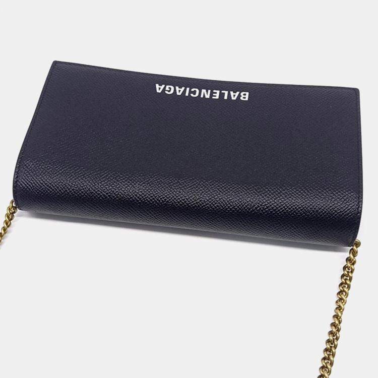 Pre Owned Balenciaga Black Leather Crossbody Bag (581166)