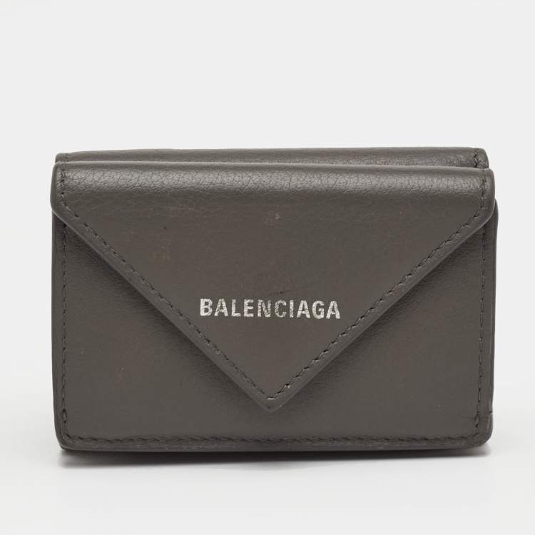 Pre Owned Balenciaga Papier Grey Leather Compact Wallet