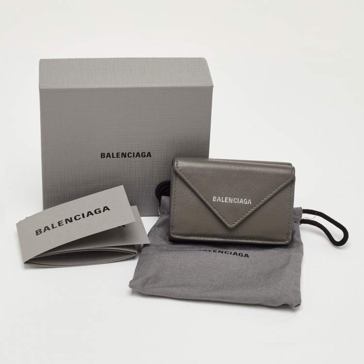 Pre Owned Balenciaga Papier Grey Leather Compact Wallet