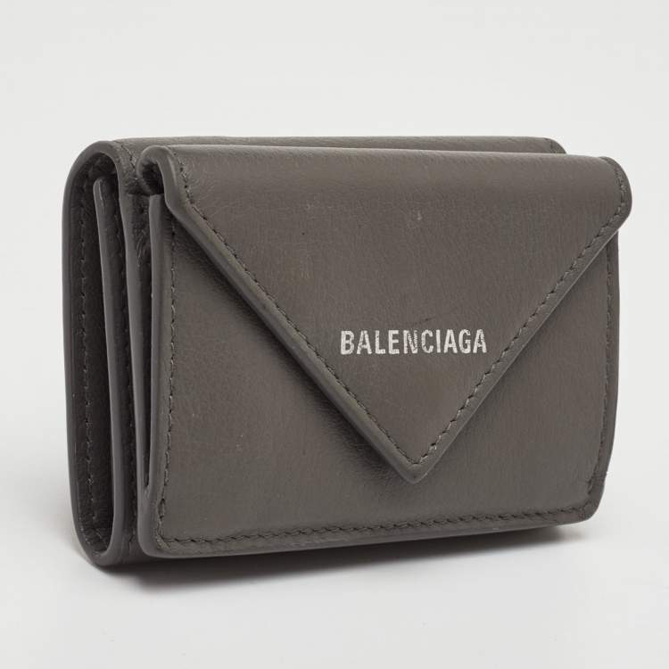 Pre Owned Balenciaga Papier Grey Leather Compact Wallet