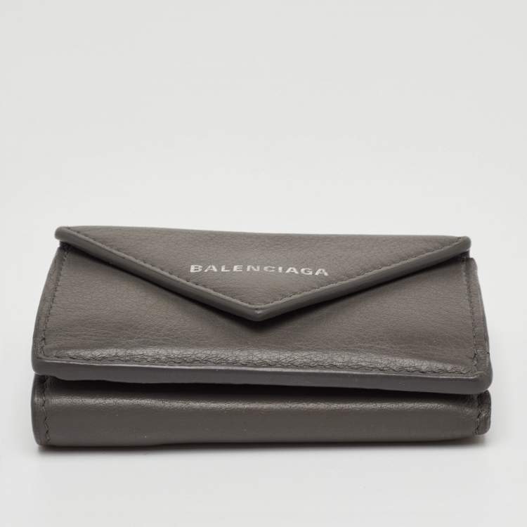 Pre Owned Balenciaga Papier Grey Leather Compact Wallet