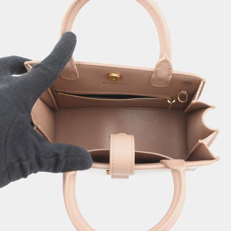 Pre Owned Balenciaga Hour Glass Jasmin Flower Leather