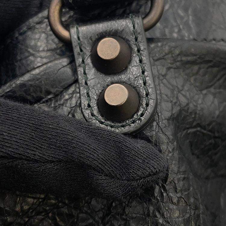 مملوكة مسبقًا Balenciaga Le City Bag East-West Black Lambskin