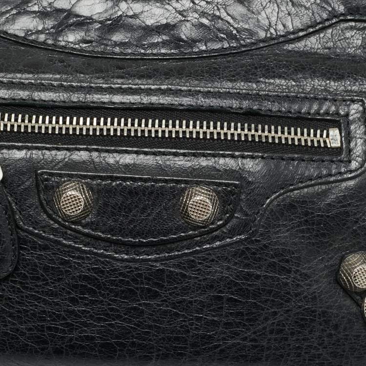 Pre Owned Balenciaga Classic Hip Black Leather Crossbody Bag