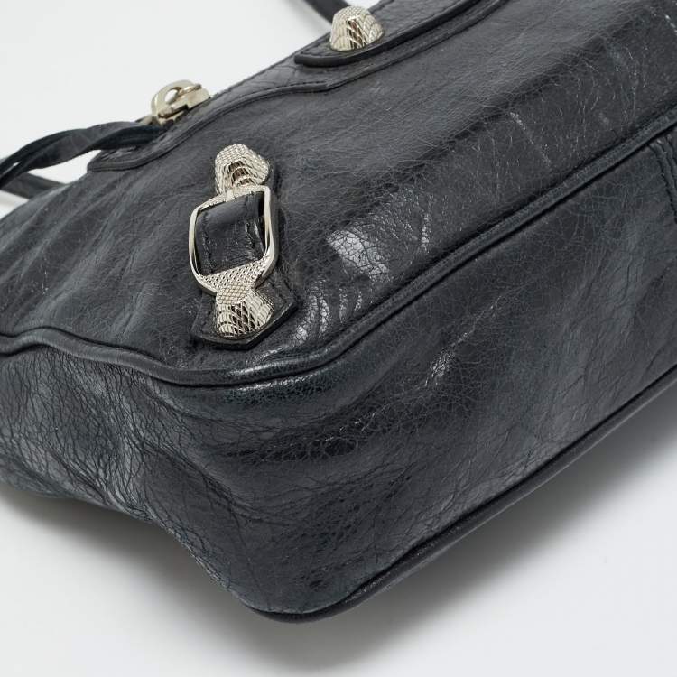 Pre Owned Balenciaga Classic Hip Black Leather Crossbody Bag