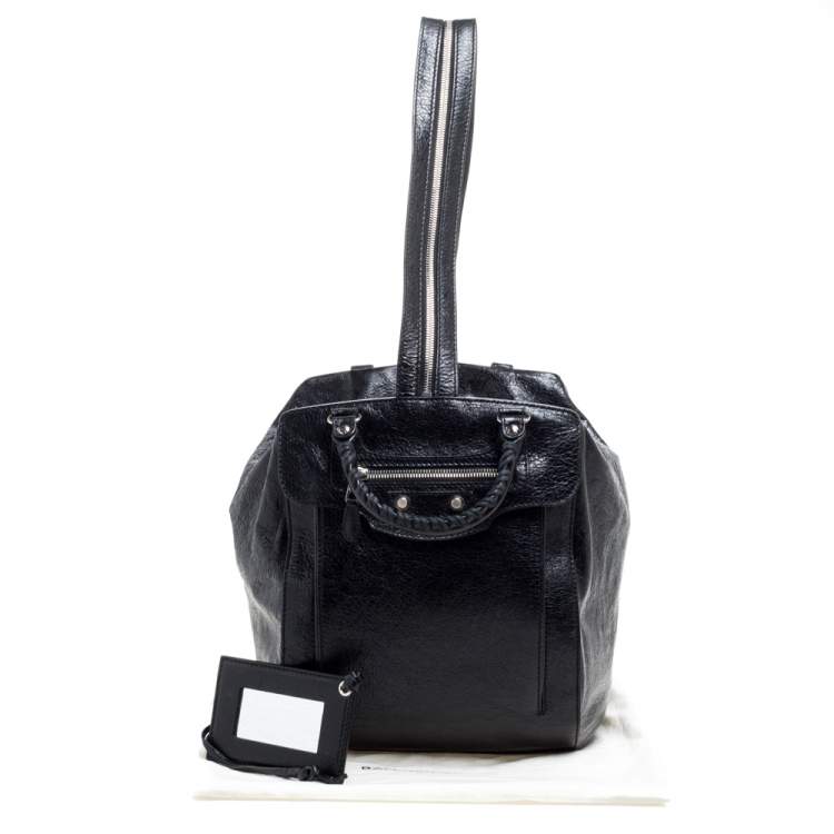 Pre Owned Balenciaga Black Leather RH Zip Traveler Backpack