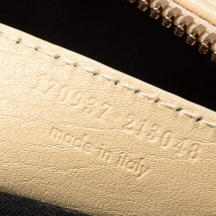 مملوكة مسبقًا Balenciaga Cream Leather Satchel Bag