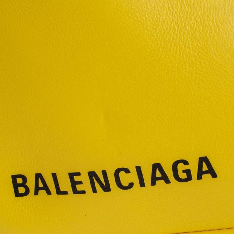Pre Owned Balenciaga Yellow Leather Small Triangle Duffle Bag